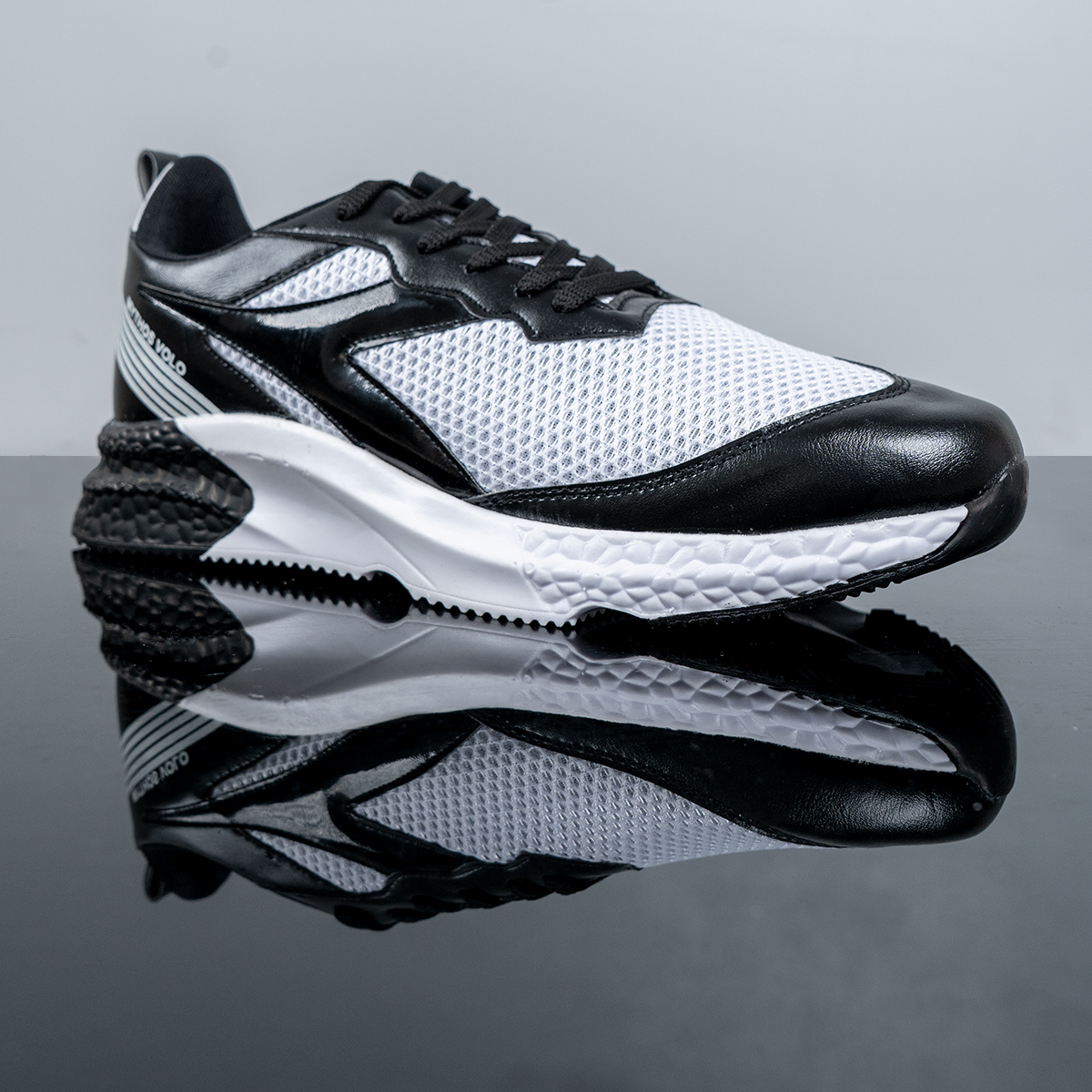 کفش ورزشی مردانه سفید مشکی مدلTavya