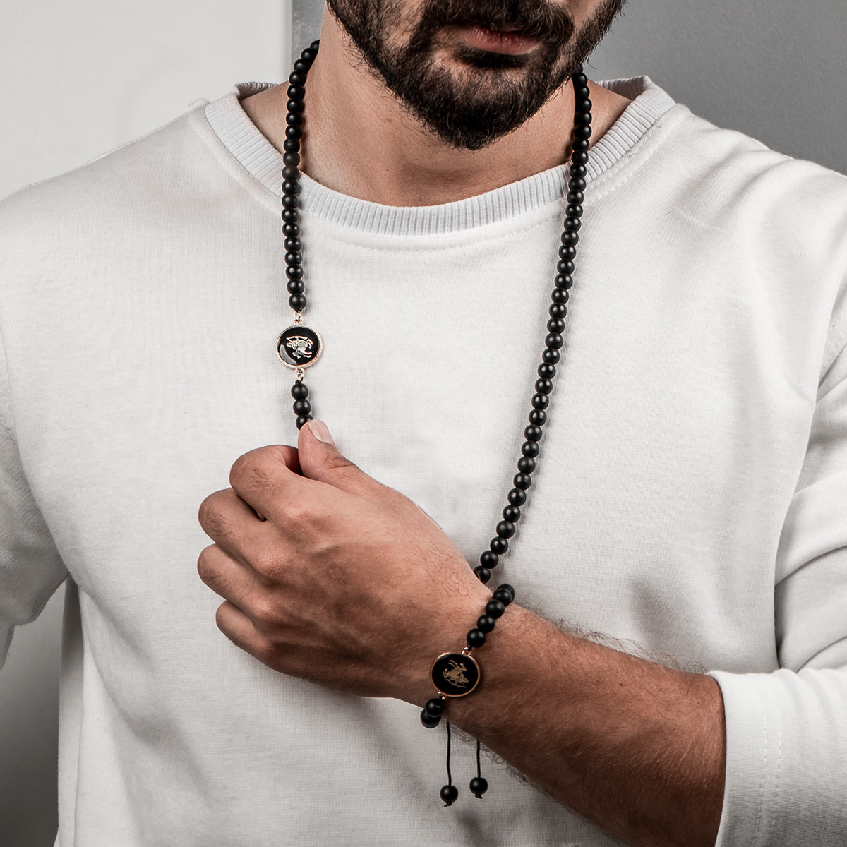 نیم ست مهره ای مشکی مدل Azar