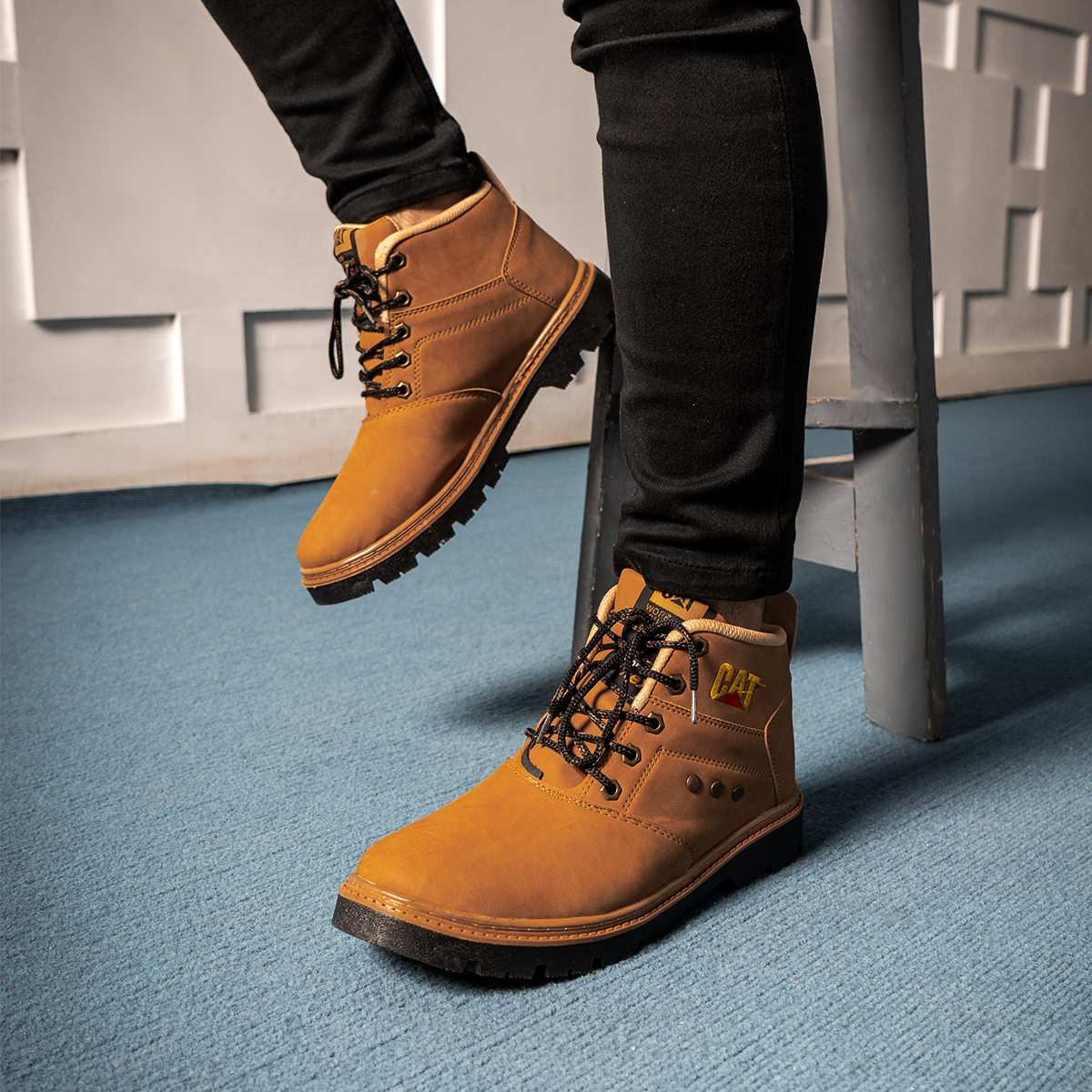 نیم بوت Catمردانه عسلی مدل Scot