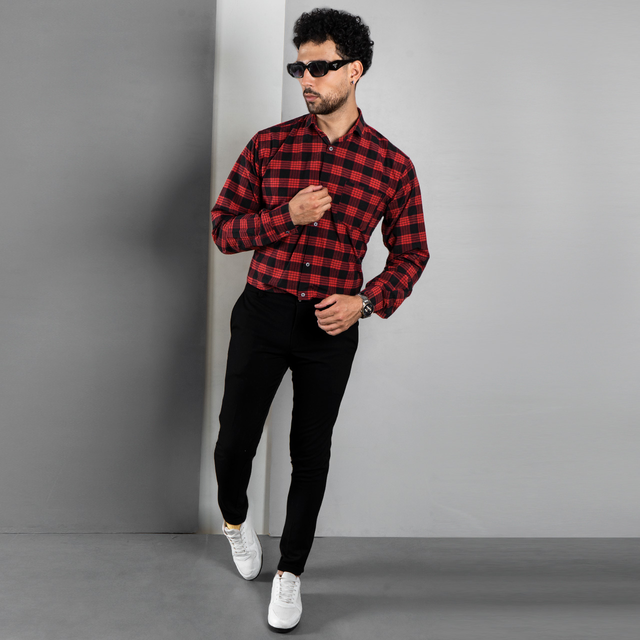 پیراهن چهارخونه مردانه مشکی قرمز مدل amir