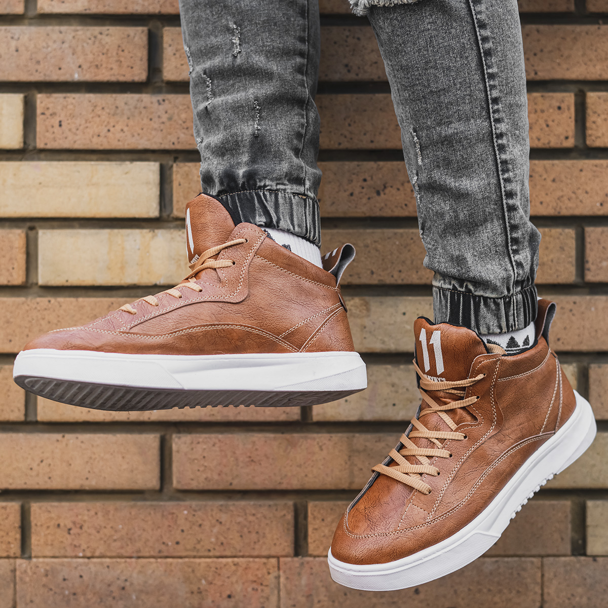 کفش تخت مردانه عسلی تیره مدل 11BYBY