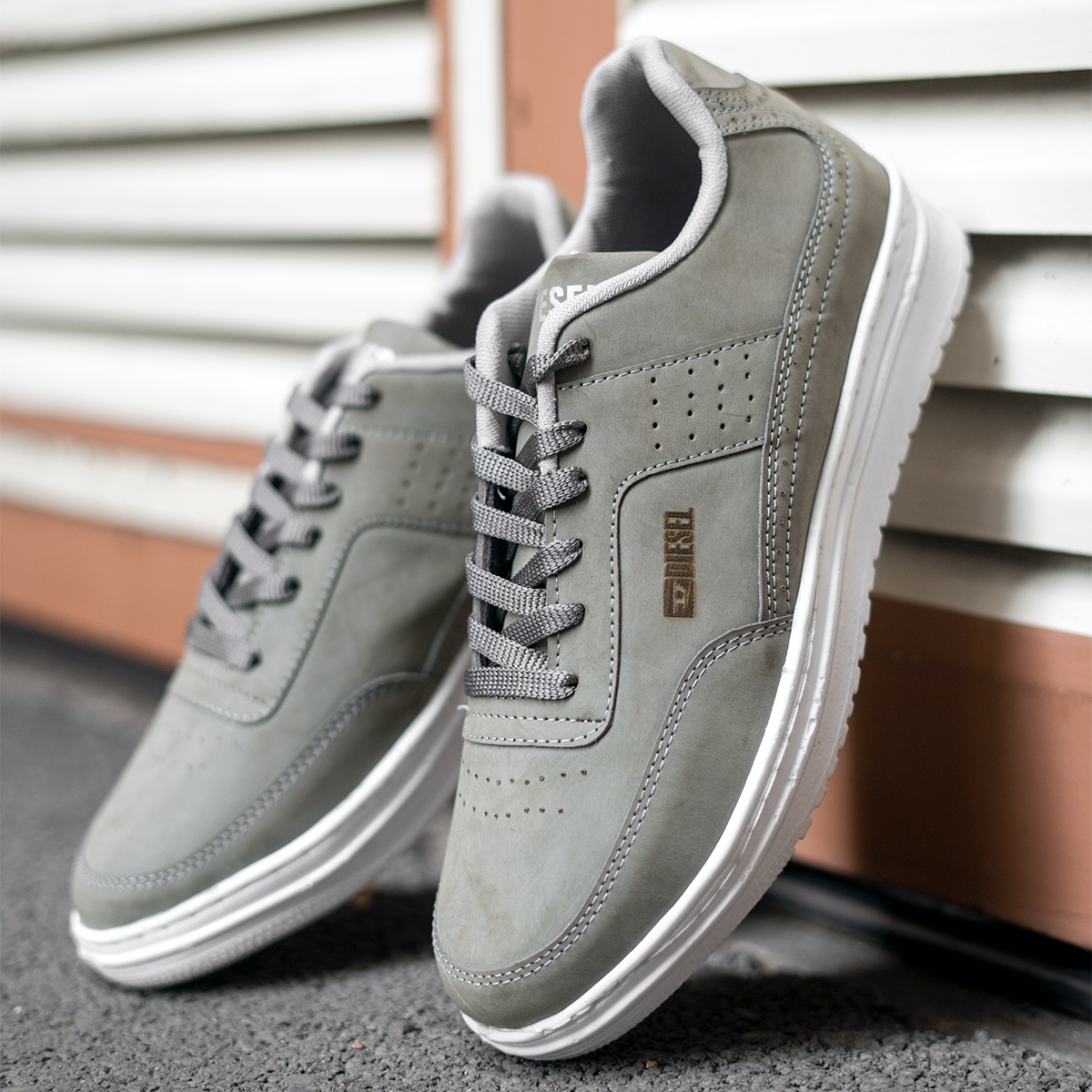 کفش تخت طوسی مردانه مدل Diesel