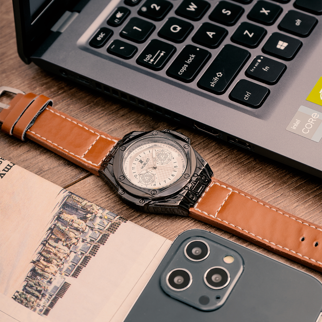 ساعت مچی Hublot قهوه ای مدل G705