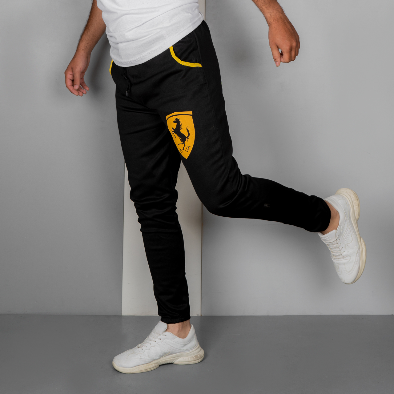 شلوار اسلش مردانه (T) فراری زرد مدل F30