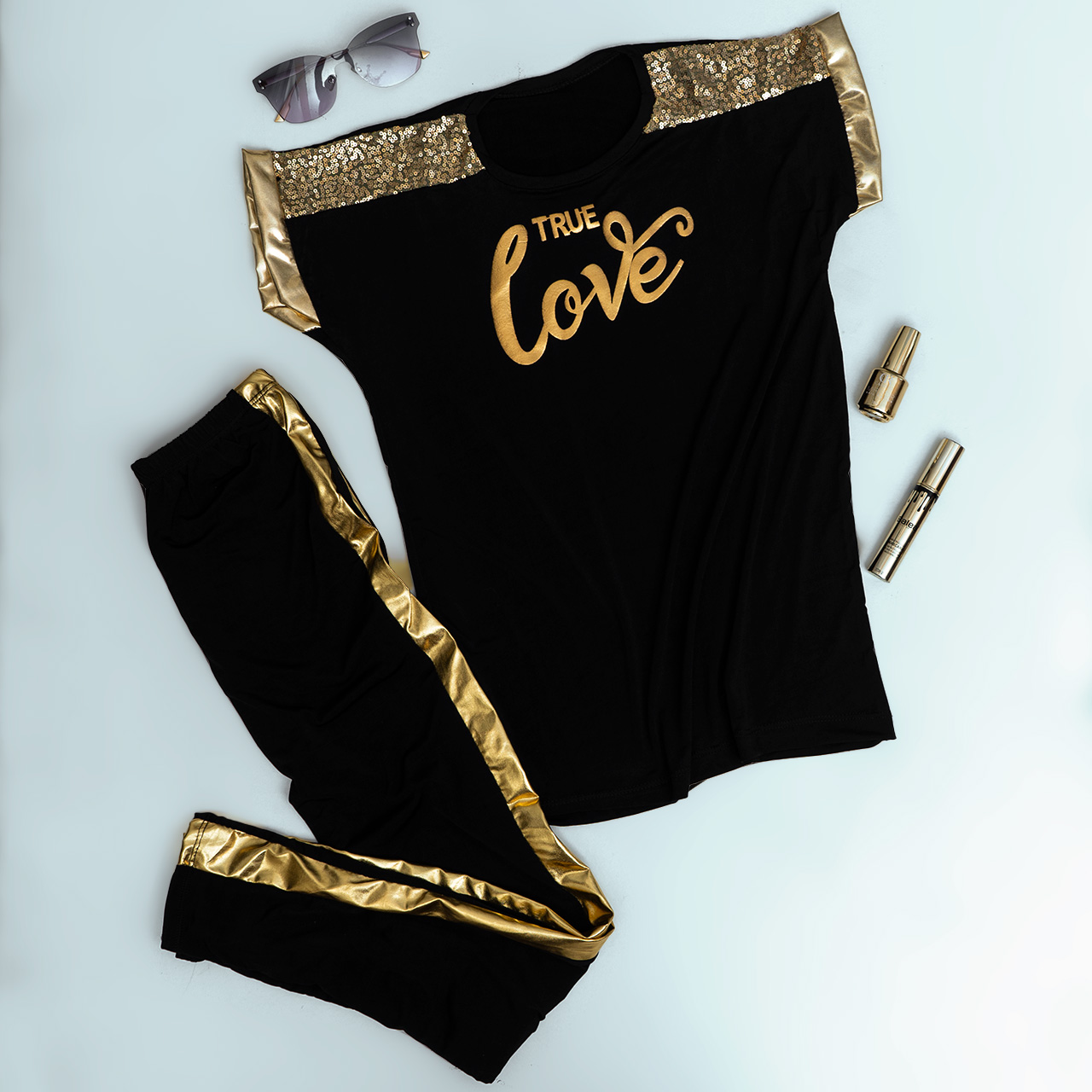 ست تیشرت و شلوار love دخترانه طلایی مدل Raha