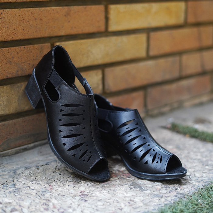 صندل زنانه مشکی مدل HELENA