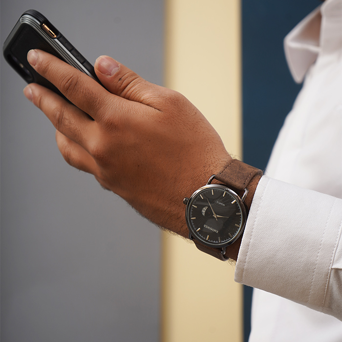 ساعت مچی قهوه ای empower مدل EM40