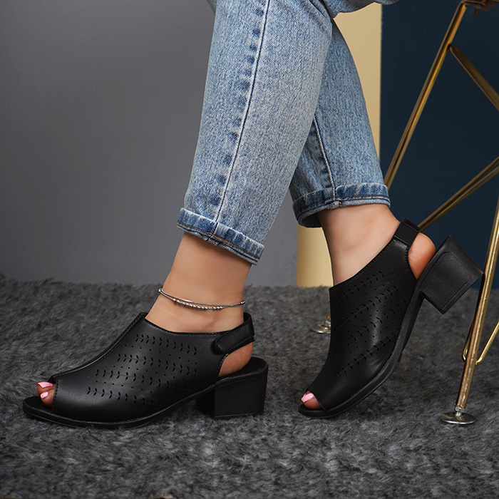 صندل زنانه مشکی مدل mona