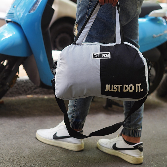 ساک ورزشی just do it آبی مشکی مدل Karen