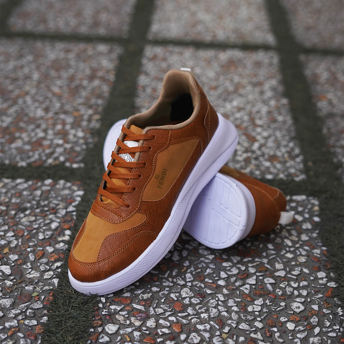 کفش Fendi مردانه عسلی مدل Aragon