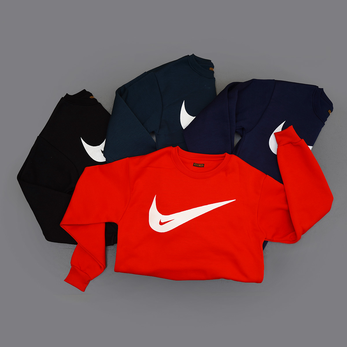 دورس نایک قرمز مردانه مدل Ravis