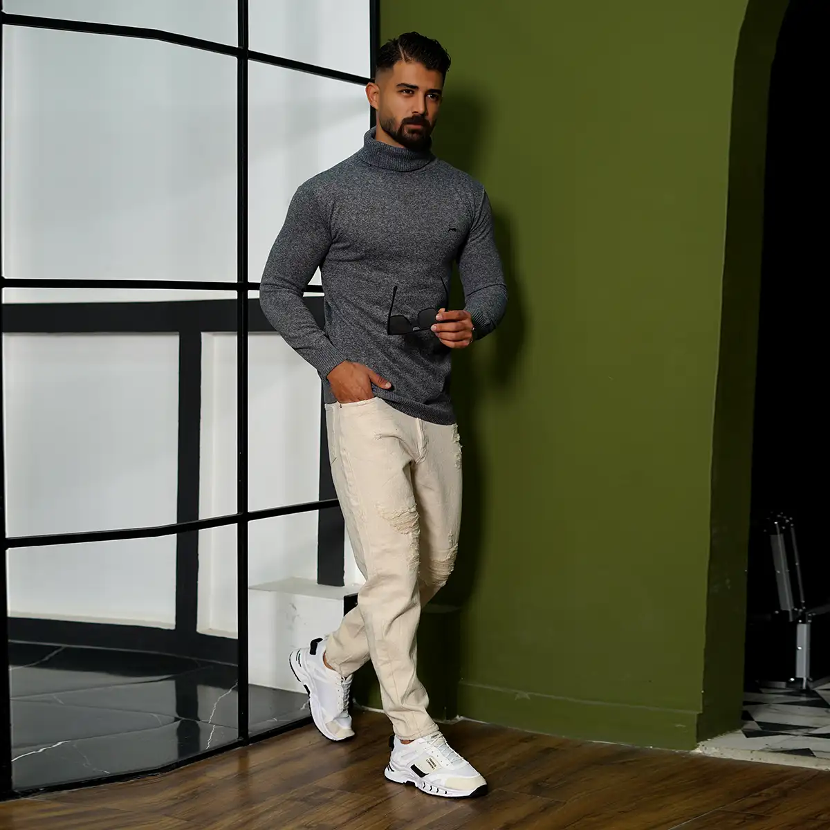 پلیور یقه اسکی پوما ذغالی مدل Daryoosh