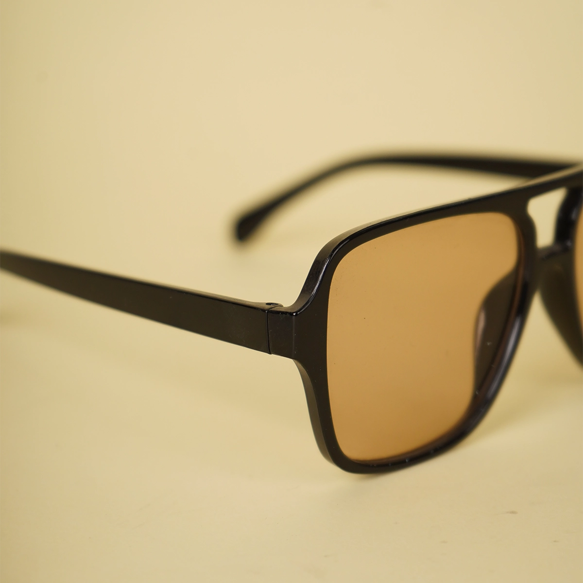 عینک آفتابی دودی مدل Ervin