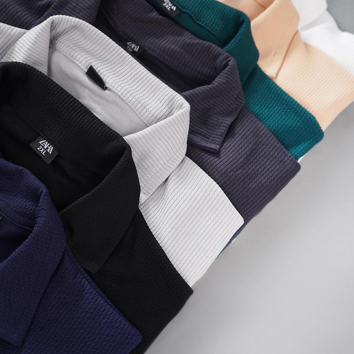 بلوز مردانه نیم زیپ آستین بلند کرم مدل FARBOD