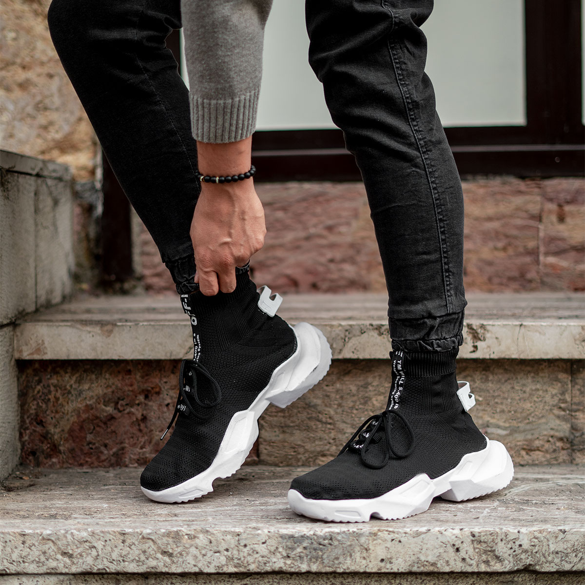 کفش ساقدار مشکی زیره سفید مردانه مدل Sasan