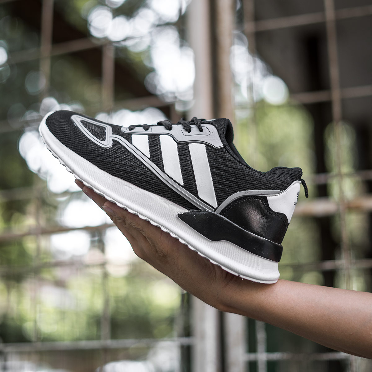 کفش ورزشی Adidas مردانه مشکی مدل Siban