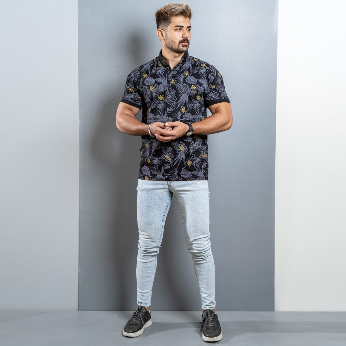 تیشرت Lacoste مردانه مشکی خردلی مدل Rion