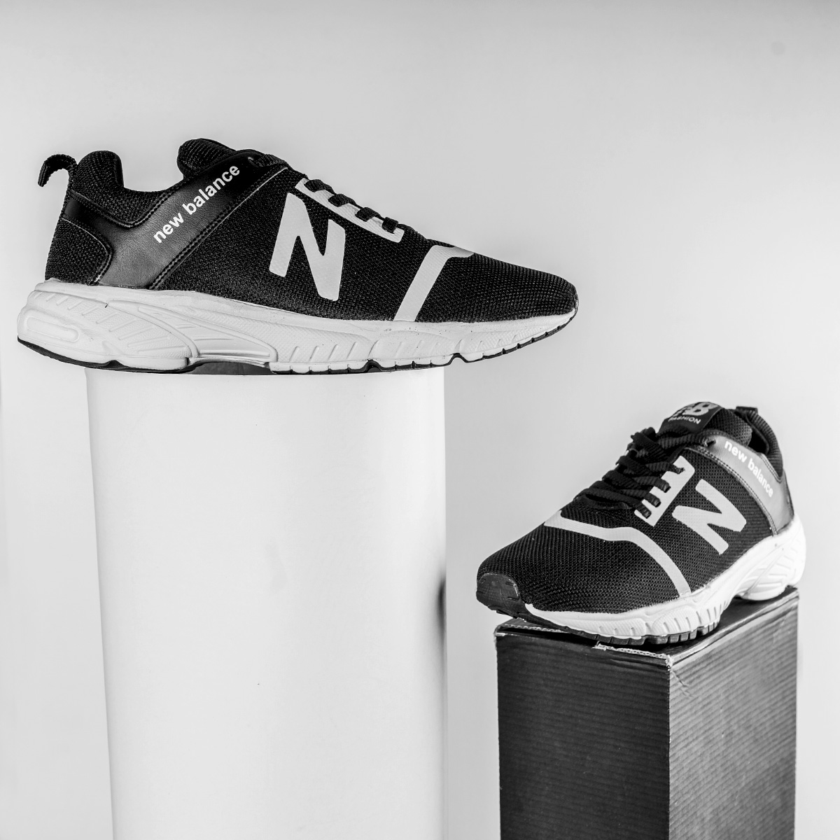 کفش ورزشی New Balance مردانه مشکی مدل Rolan